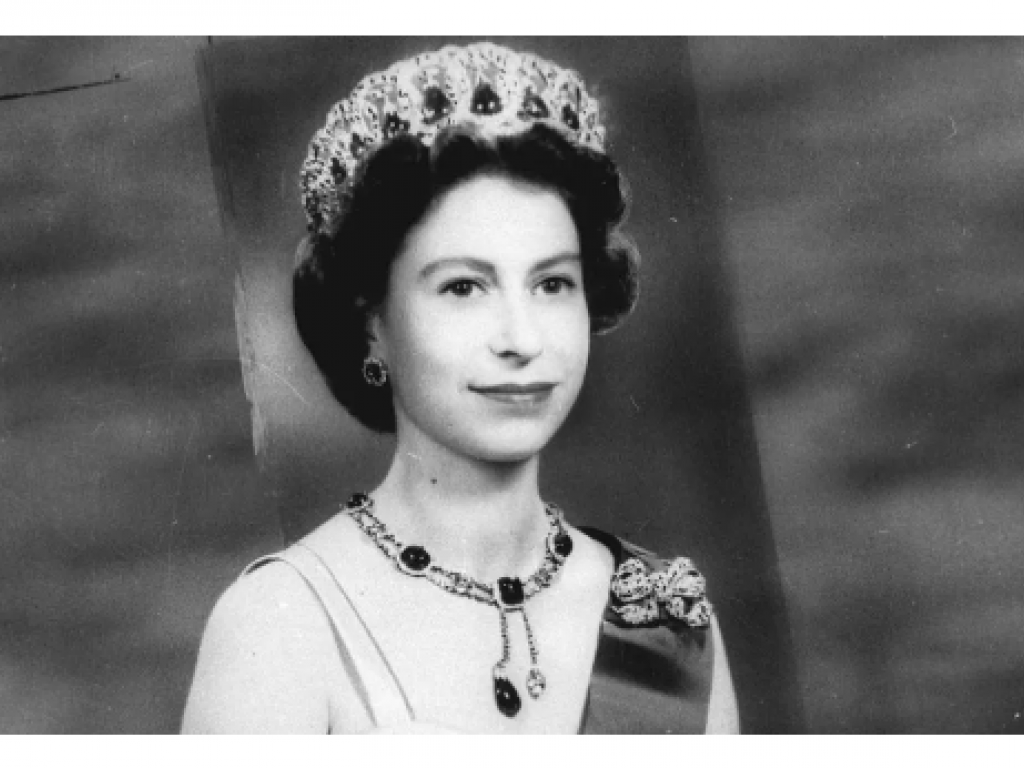 Elizabeth II, en mars 1957. © AP/SIPA