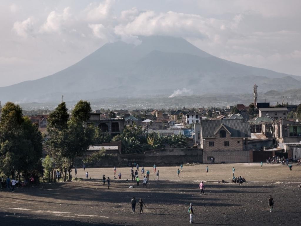 Situé dans l'est de la RDC, le parc national des Virunga couvre une partie du Nord-Kivu, surtout le long de la frontière avec le Rwanda et l'Ouganda.