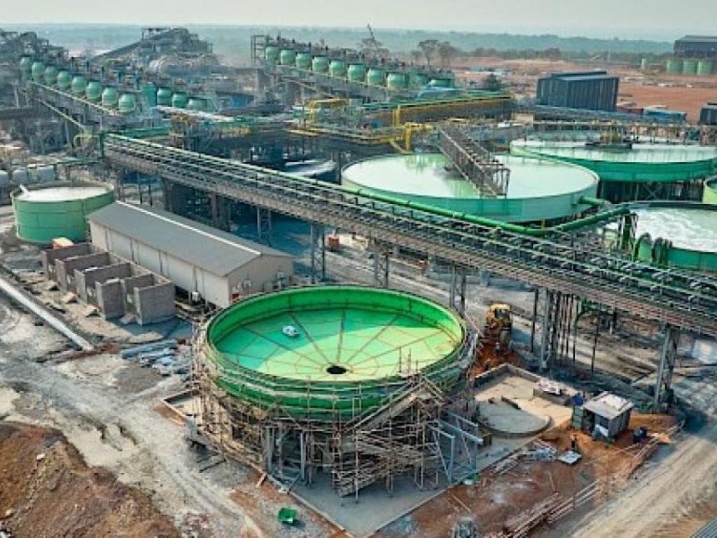 Usine de Kamoa Copper. Ici, la construction de l'épaississeur de concentré supplémentaire