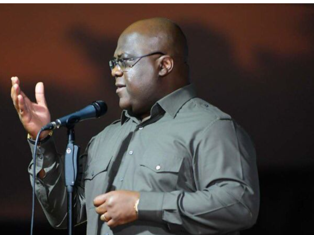 Felix Tshisekedi s' addressant a la population de Mbandaka