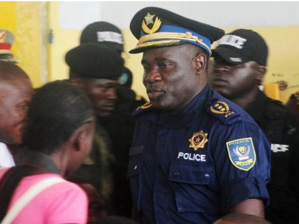 Le général John Numbi alors qu'il était chef de la police de Kinshasa en juin 2011. AFP - JUNIOR KANNAH