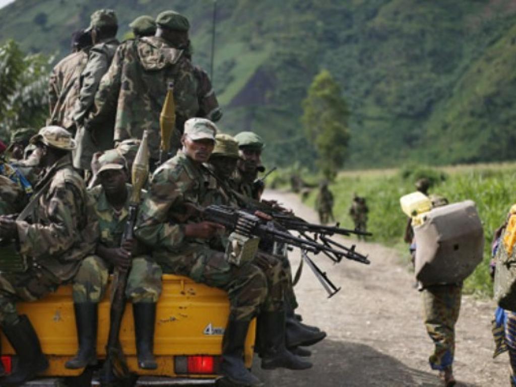 Un convoi de combattants du M23 aux environs de Kishishe