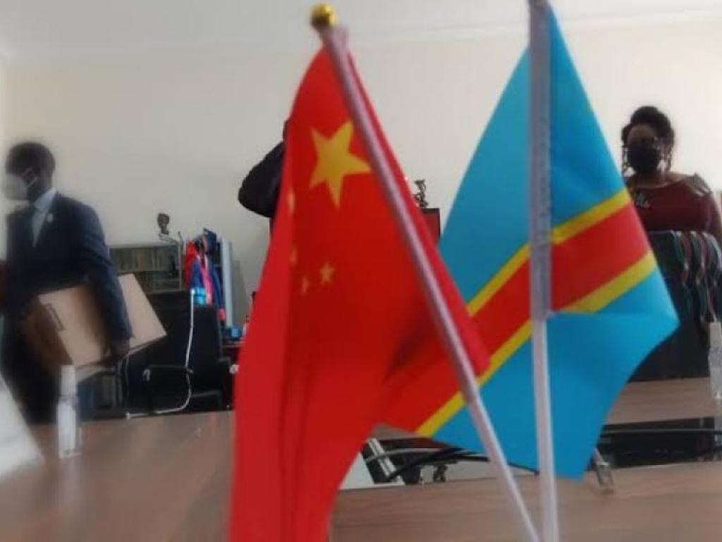 "Tous les groupes armés, y compris le M23, doivent immédiatement cesser les hostilités, déposer leurs armes sans condition, se retirer des zones occupées et s'engager dans le dialogue politique et le processus de désarmement, de démobilisation et de réintégration" a appelé M. Geng ,  représentant permanent adjoint de la Chine auprès des Nations-Unies. 