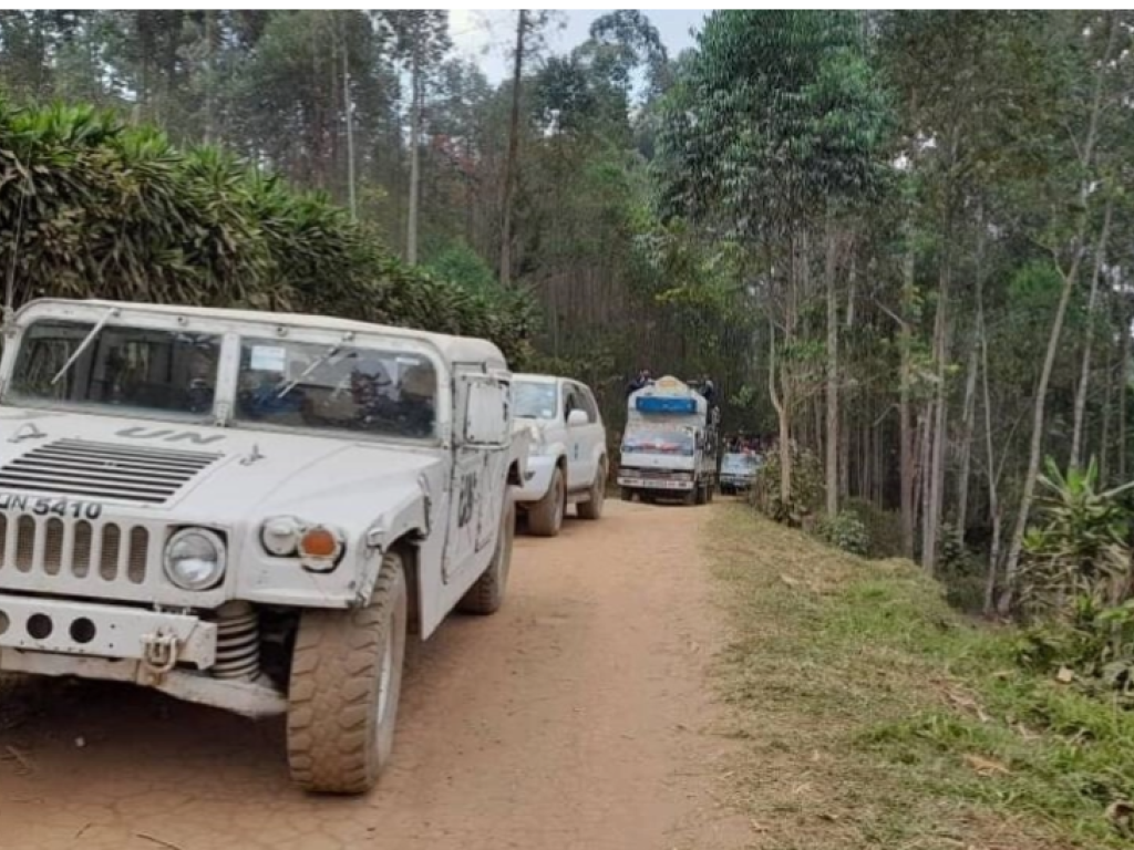 Des casques bleus marocains de la Monusco dans le territoire de Rutshuru, en juillet 2022. © MONUSCO
