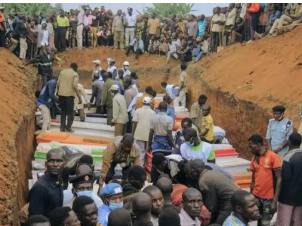 Un nouveau rapport des Nations Unies fait etat d' au moins 21 civils exécutés sommairement ou abattus par le M23, dont des femmes et des enfants.