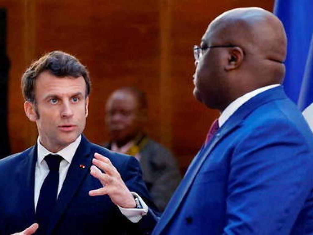 Emmanuel Macron et le president congolais Felix Tshisekedi ont discute des rapports entre l'Afrique et la France dans le Palais de la Nation de Brazzaville Emmanuel Macron et le président congolais Félix Tshisekedi ont discuté des rapports entre l'Afrique et la France dans le Palais de la Nation de Brazzaville © LUDOVIC MARIN / AFP