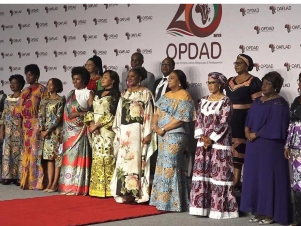 De la quinzaine des membres de l'OPDAD attendues, seules 12 premières dames se sont déplacées pour les 20 ans de l'organisation célébrés à Kinshasa. © Pascal Mulegwa/RFI