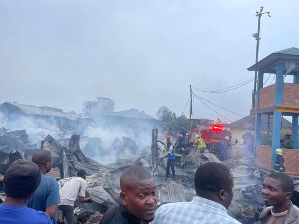 Illustration) Des pompiers de la MONUSCO interviennent pour éteindre un incendie à Goma, juin 2025 MONUSCO
